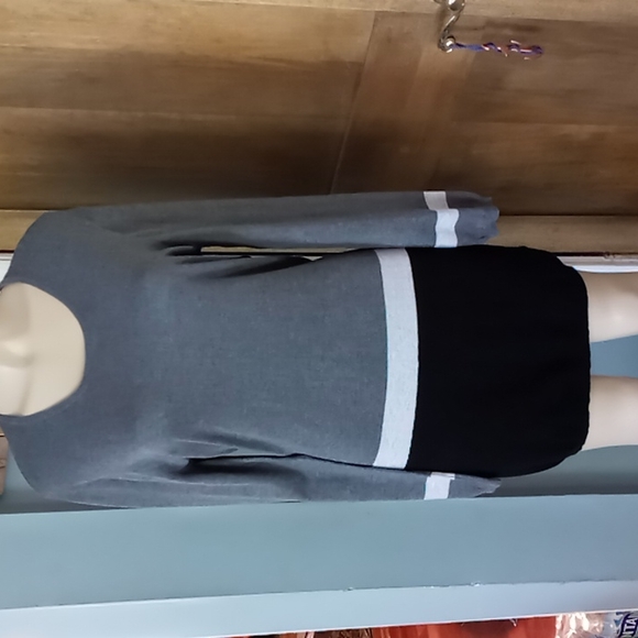 CHARLIE PAIGE Sweater Dress - Picture 2 of 7